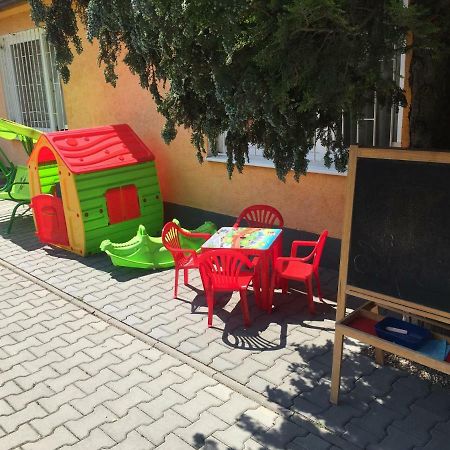 Guesthouse Zuzana Spacince 외부 사진