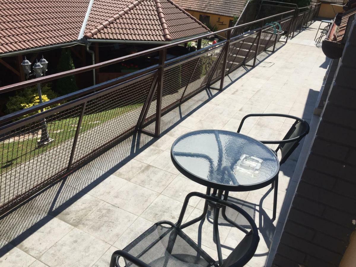 Guesthouse Zuzana Spacince 외부 사진